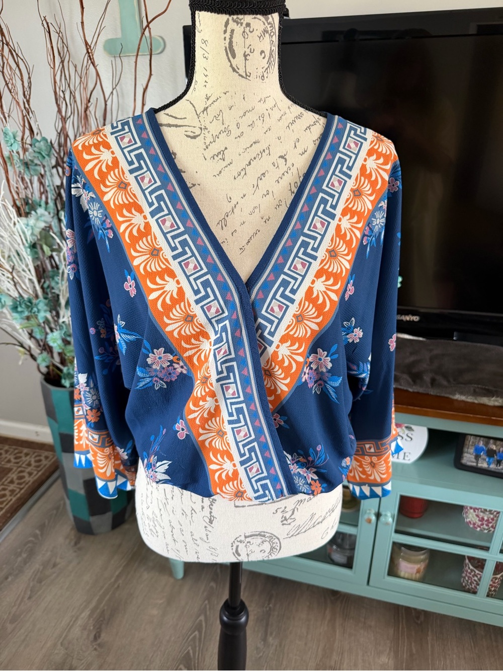 Flying Tomato Navy Floral V-Neck Wrap Blouse with Orange Trim Size Medium